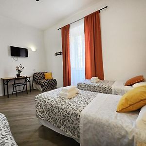 Myomax Guesthouse
